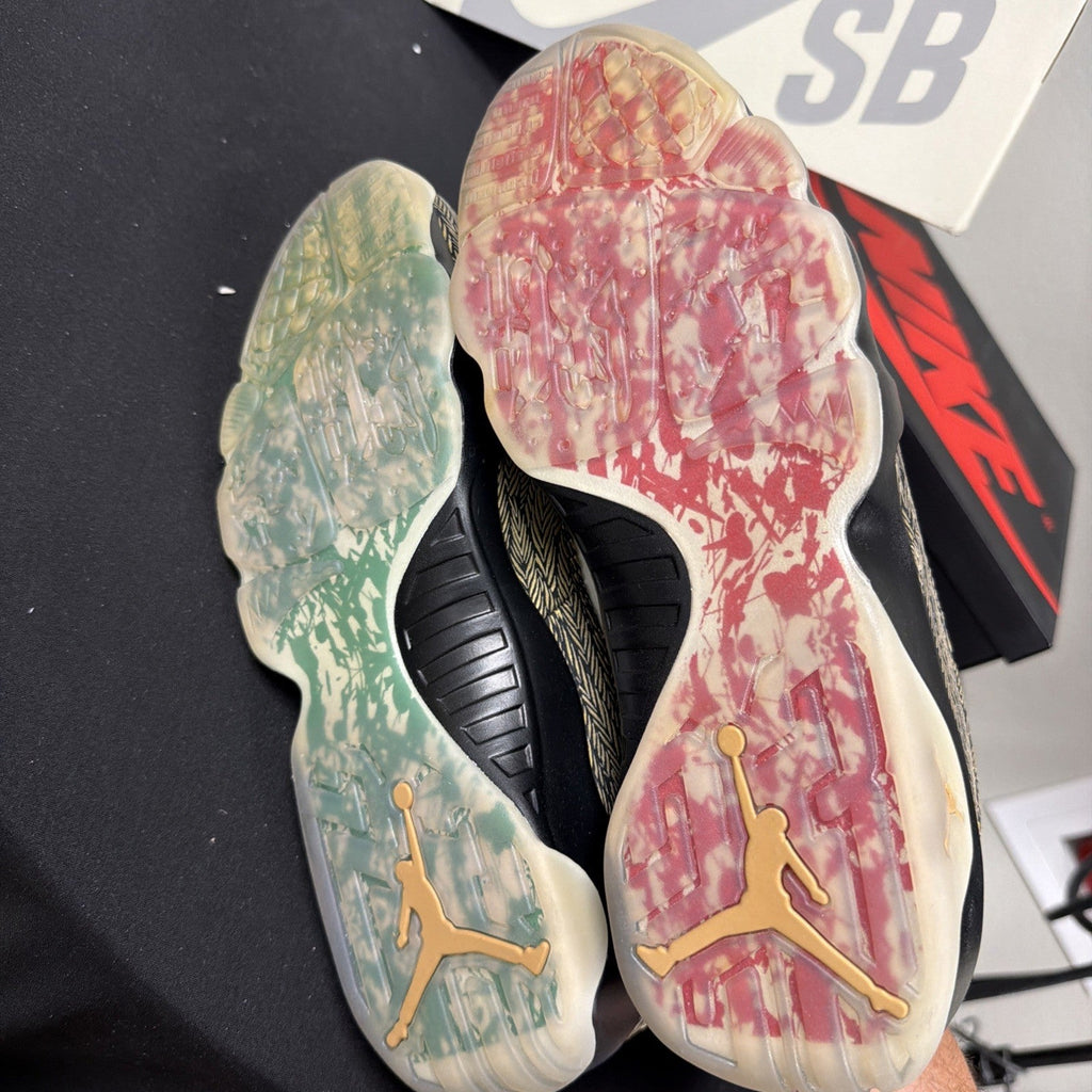 Nike Air Jordan 9 Doernbecher DB Cement Coolgrey Travis Reimagined Size 12 New - product image from the listing.