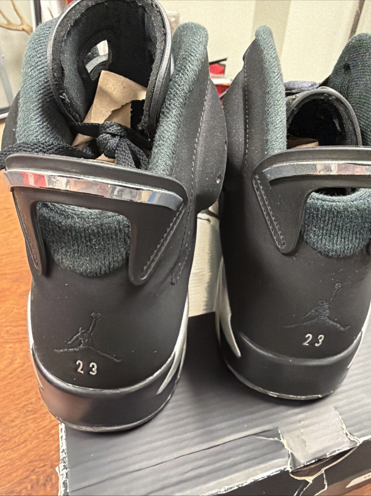 Size 10.5 Nike Air Jordan 6 Retro Chrome Black Silver Lightly Used DX2836-001 - product image from the listing.