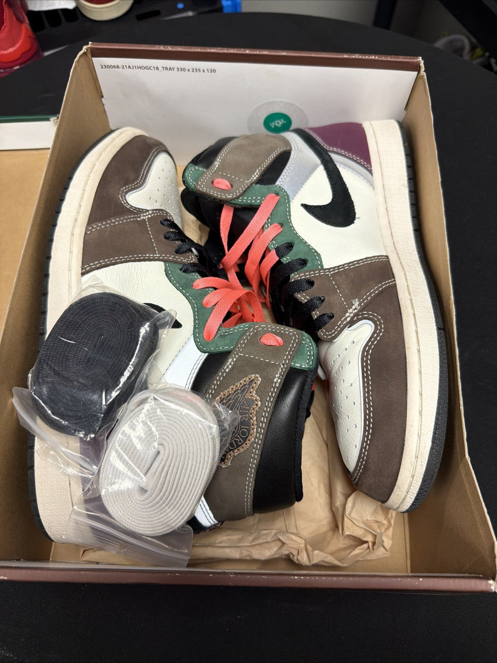 Men's Nike Social StatuS x Dunk Mid 'Chocolate MilK' DJ1173-700 ShOES SiZE/10.5. - product image from the listing.