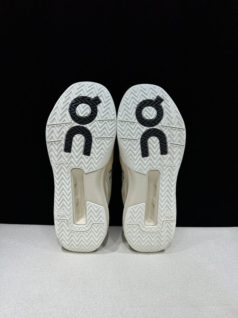 On The Roger Advantage Pro Tennis Sneakers in Cream - product image from the listing.