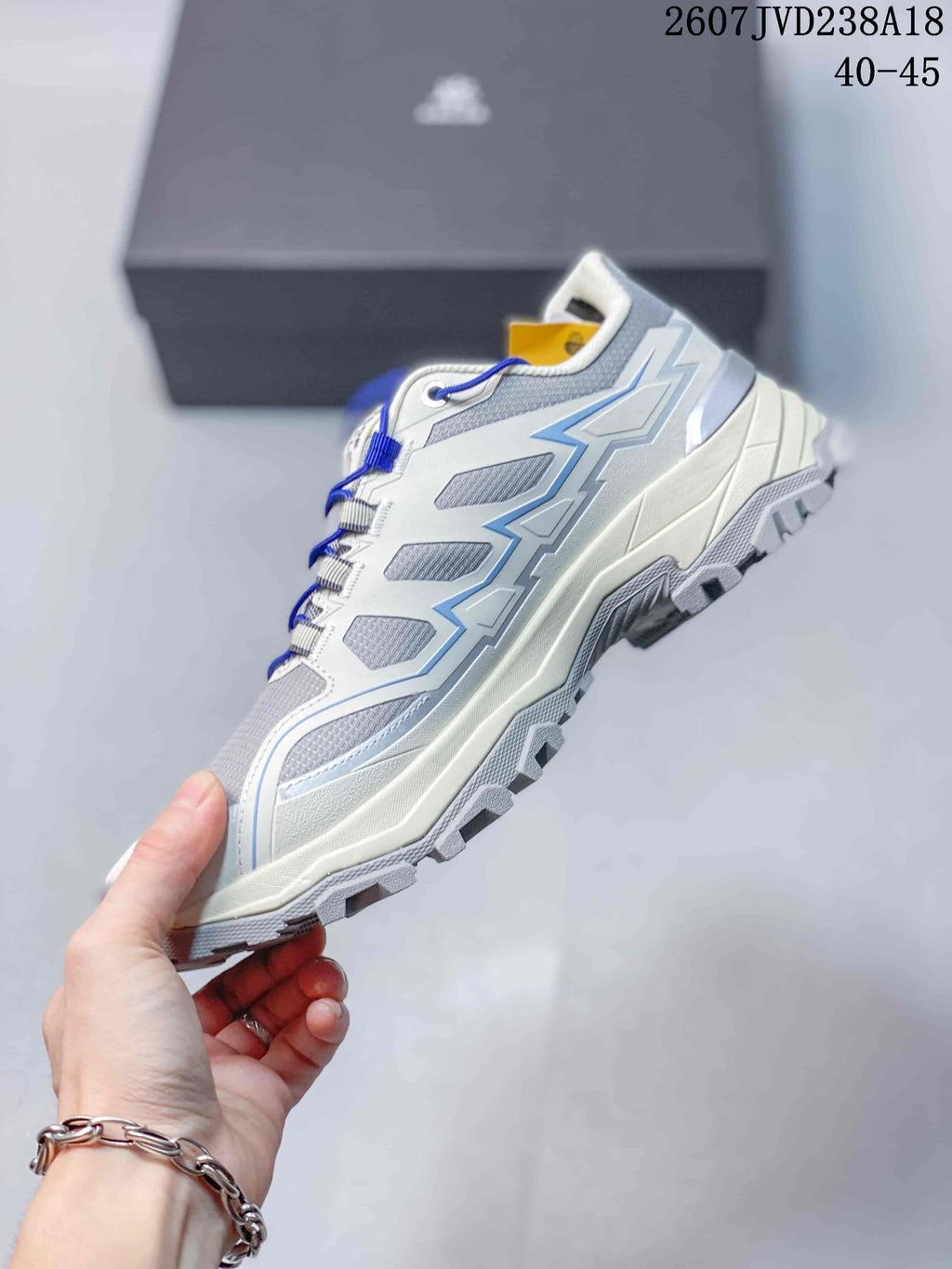 KAILAS Expedition-5 Low-Top Hiking Shoes in White Blue 711780RRY - product image from the listing.