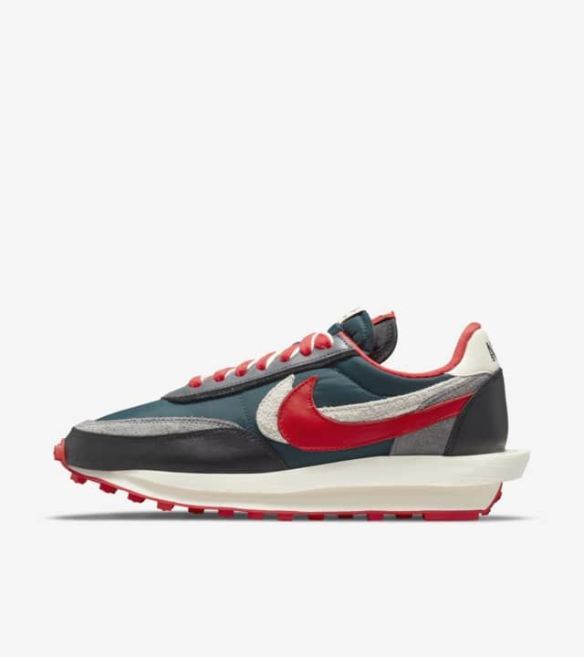 Nike x sacai LDV Waffle Trainers DJ4877-300 - product image from the listing.