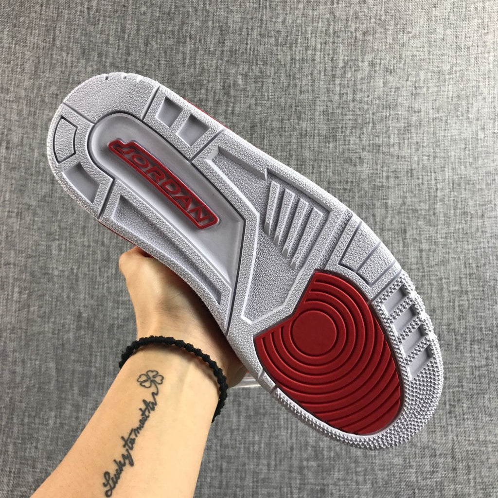 Air Jordan 3 Retro OG Red High-Top Sneakers - product image from the listing.