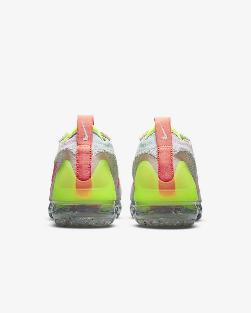 Nike Air VaporMax 2021 FK Trainers DH4088-002 - product image from the listing.