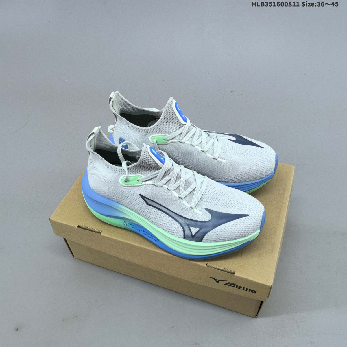 Mizuno Neo Vista Shoes for Running - product image from the listing.
