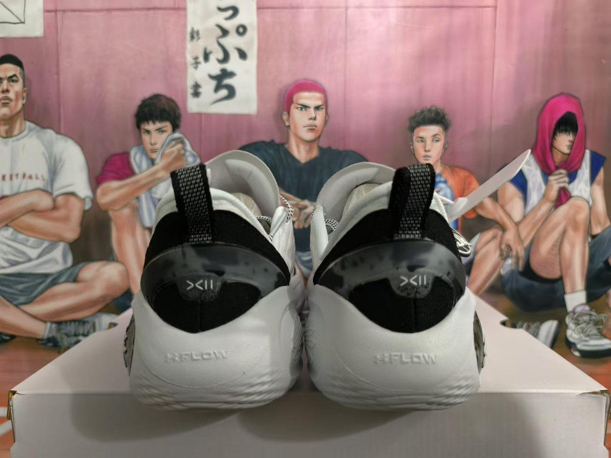 Li-Ning Wade Shadow 6 Basketball Shoes in White - product image from the listing.