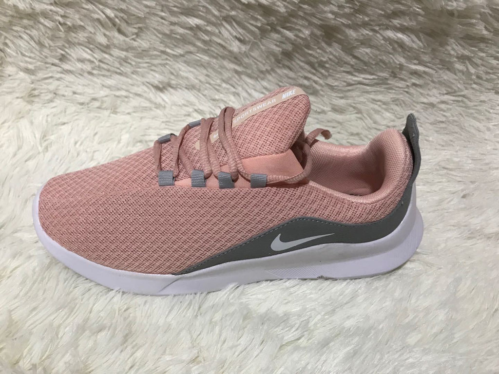 Nike Lunarsolo 5 Shoes for Running in Dusty Rose - product image from the listing.