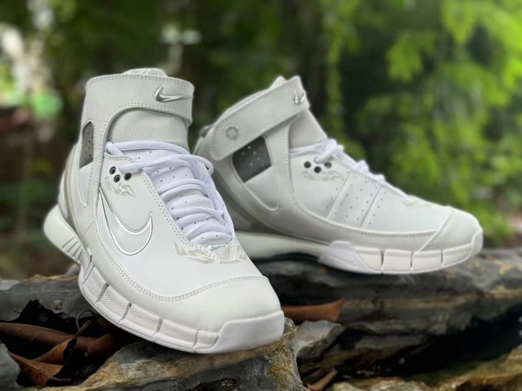 Nike Zoom Huarache 2K5 High-Top Sneakers in White - product image from the listing.