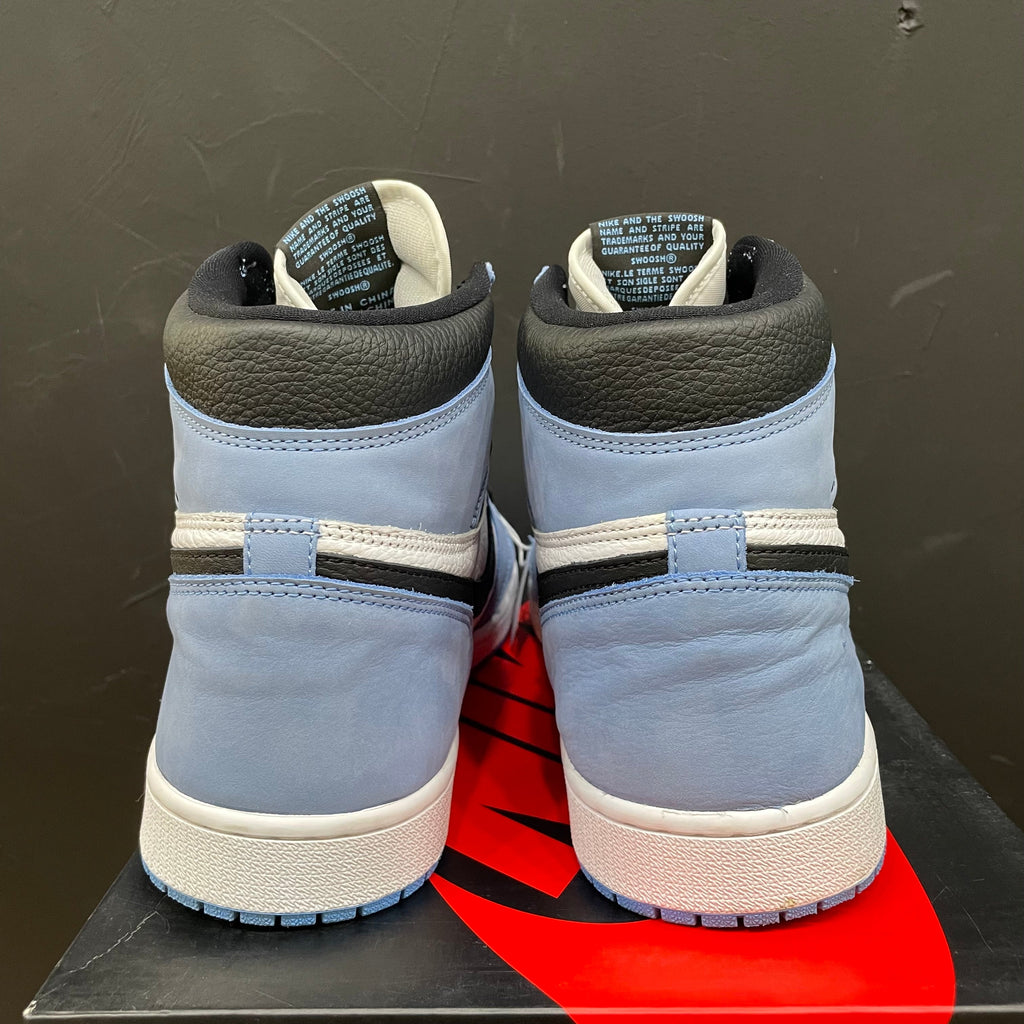 USED - Air Jordan 1 University Blue - product image from the listing.