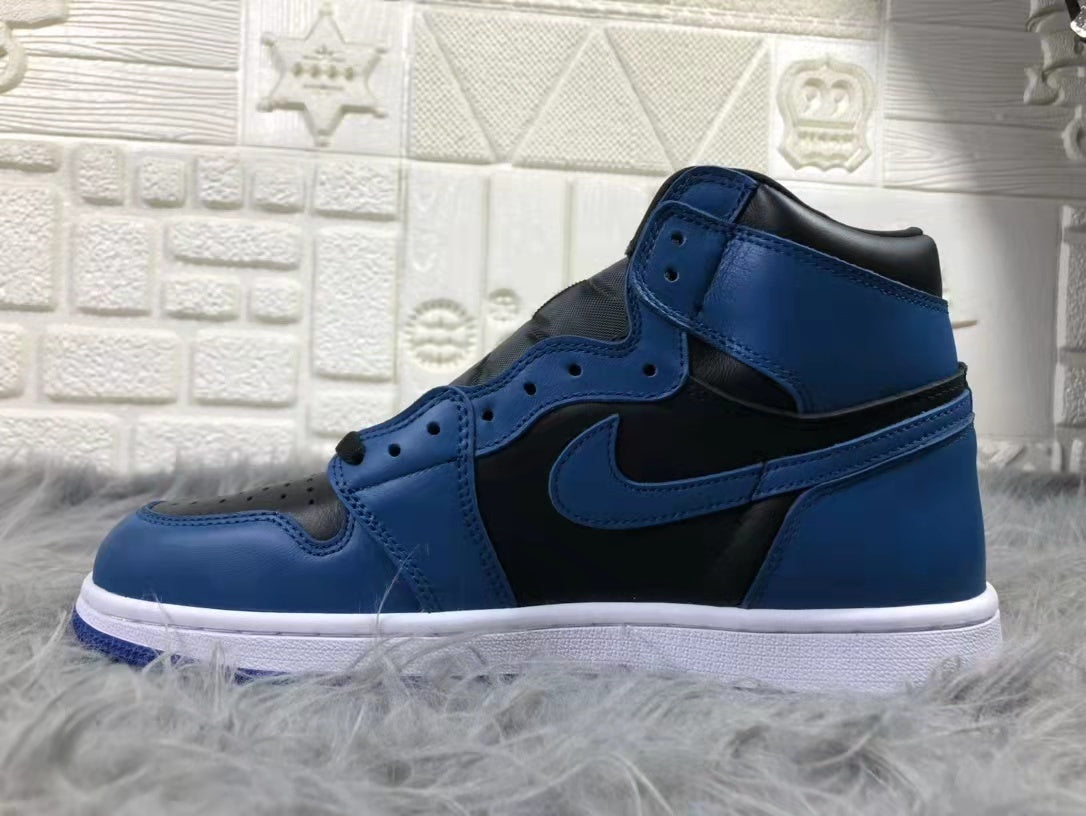 Jordan AJ1 High Sneakers in Black Blue 555088-404 - product image from the listing.