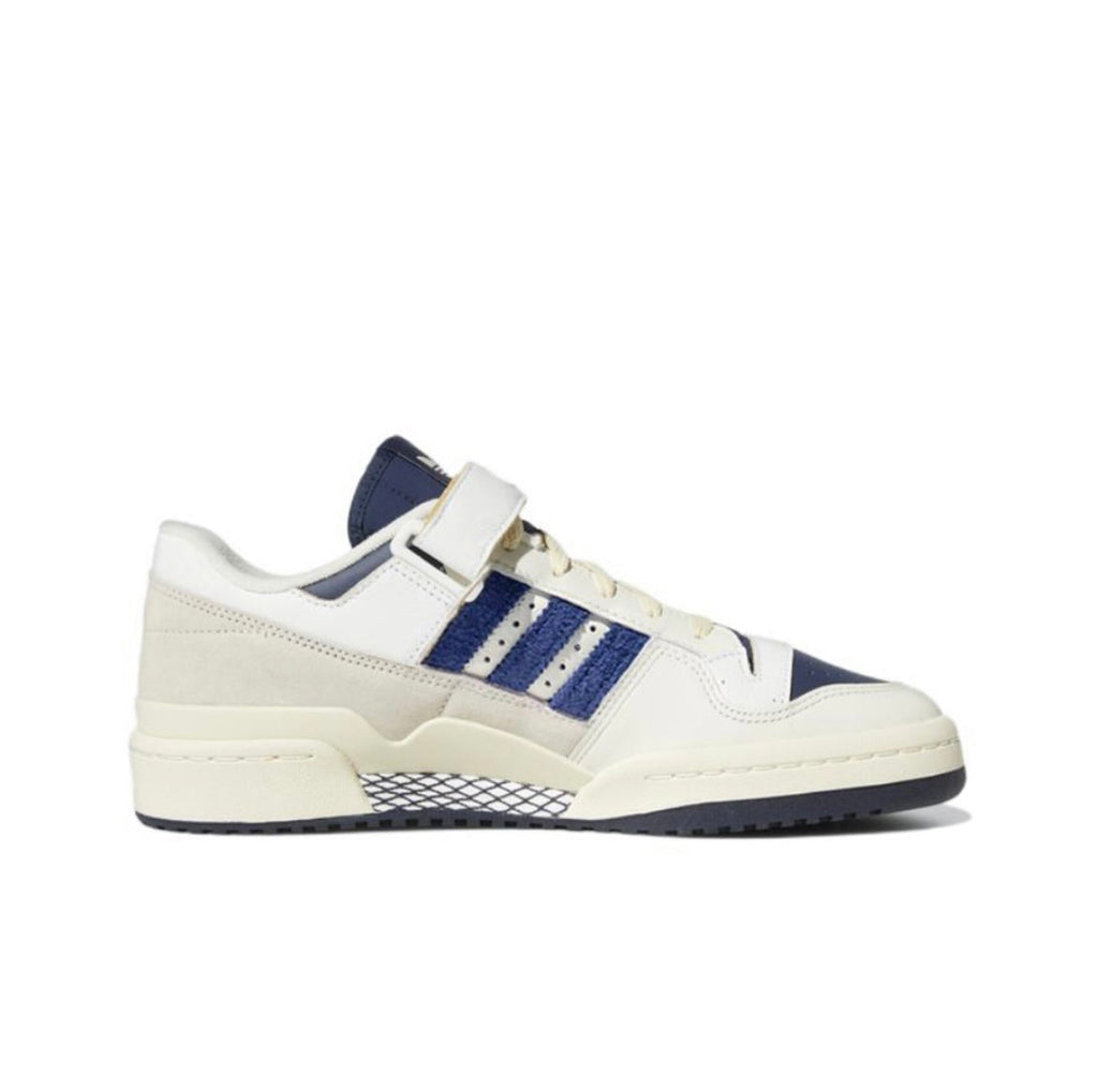 adidas Originals Forum 84 Low Sneakers in White Navy GZ6427 - product image from the listing.