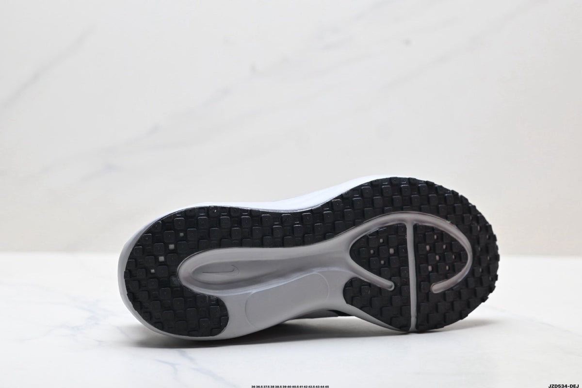 Nike Revolution 8 Running Shoes in Black - product image from the listing.