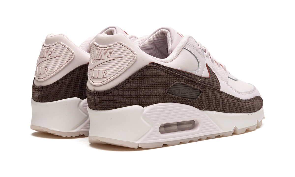 "Brown Tile" Air Max 90 FD0789 600 - product image from the listing.