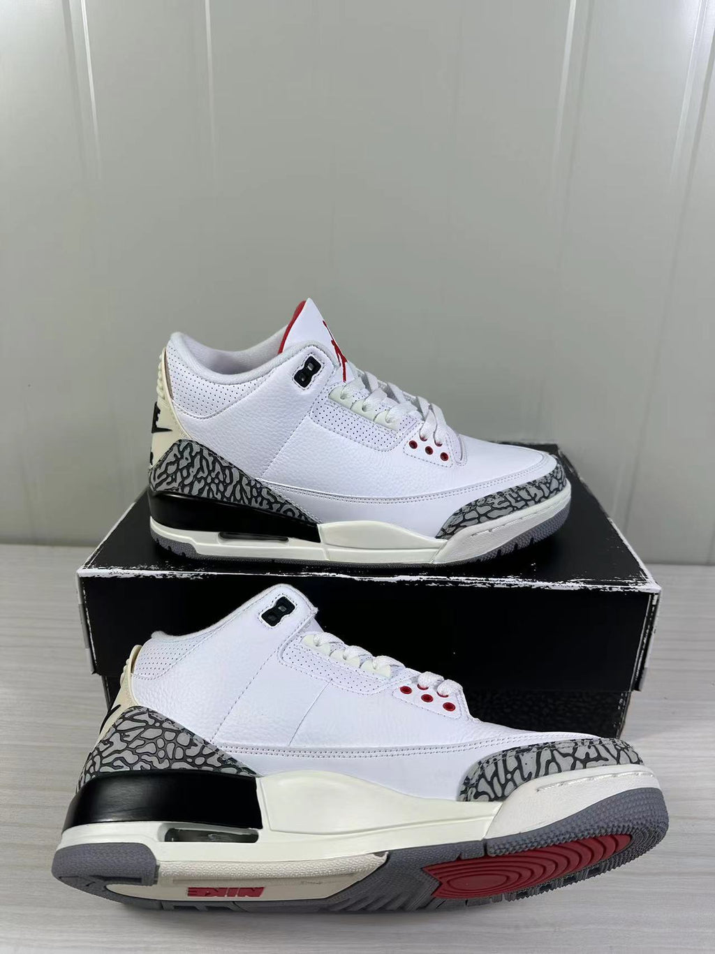 Air Jordan 3 Retro White Cement Reimagined DN3707-100 - product image from the listing.