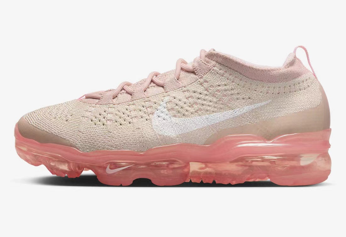 Nike Air VaporMax 2023 Flyknit Trainers - product image from the listing.