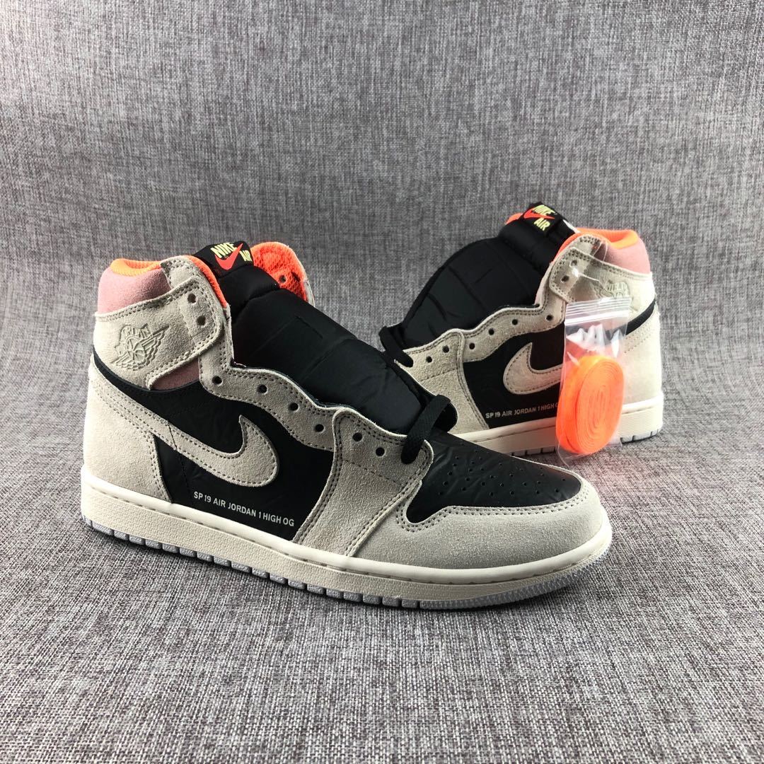 Air Jordan 1 High OG Grey Black Pink 555088-018 - product image from the listing.