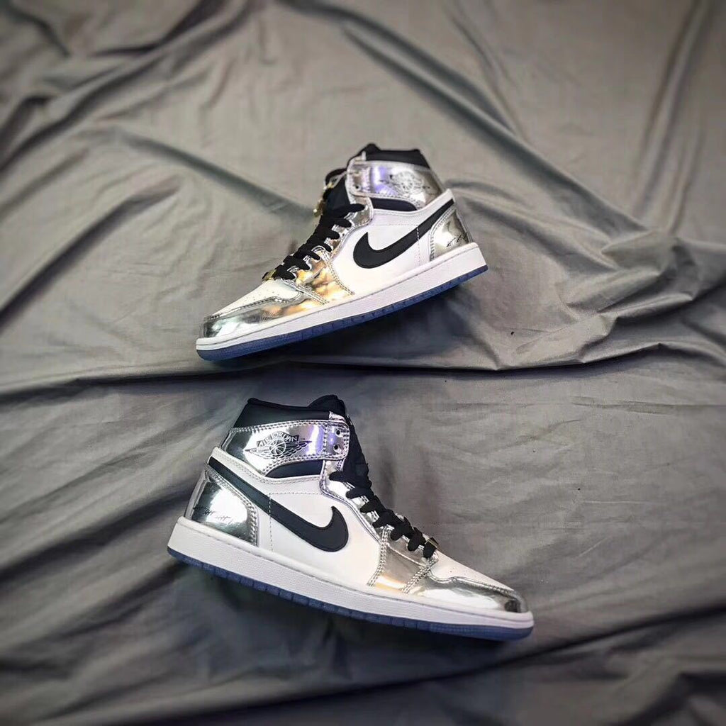 Air Jordan 1 Pass The Torch High-Top Sneakers Silver White - product image from the listing.