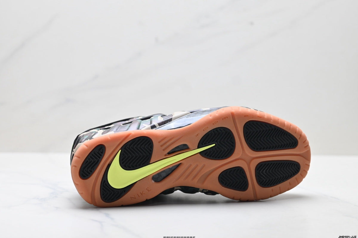 Nike Air Foamposite One Penny Hardaway Camo Trainers - product image from the listing.