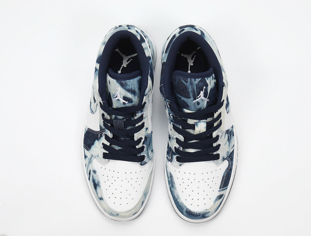 Nike Dunk Low Washed Denim Sneakers in Blue CZ8455-100 - product image from the listing.