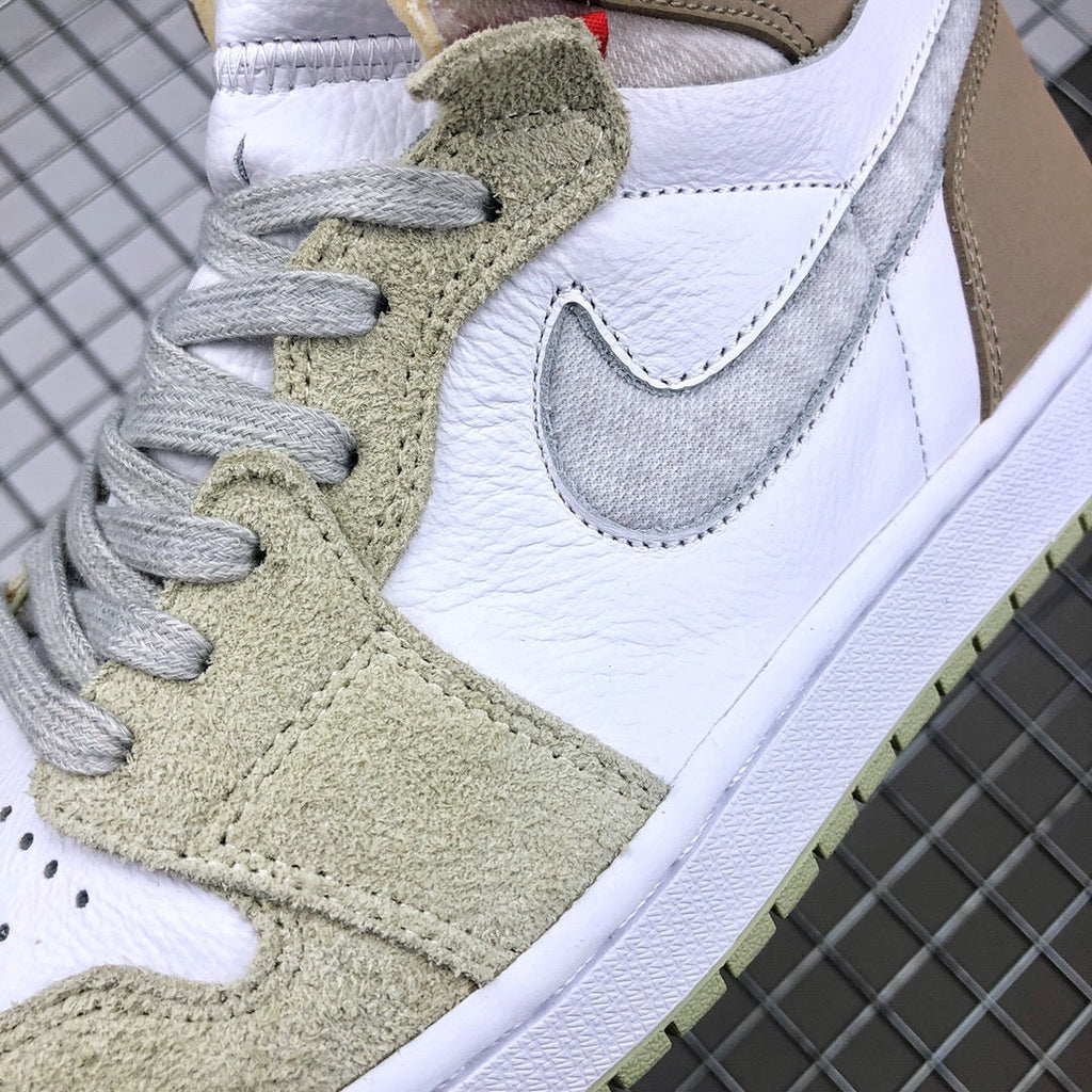 Olive Aura Sneakers - Jordan 1 Zoom CMFT CT0979-102 - product image from the listing.