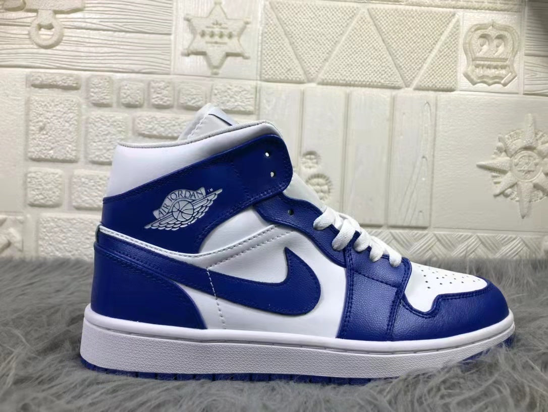 Jordan Air Mid A-J-1 Kentucky White Blue B62-104 Trainers - product image from the listing.