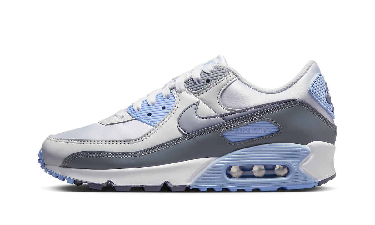 Women's AIR MAX 90 "Cobalt Bliss" FB8570 100 - product image from the listing.
