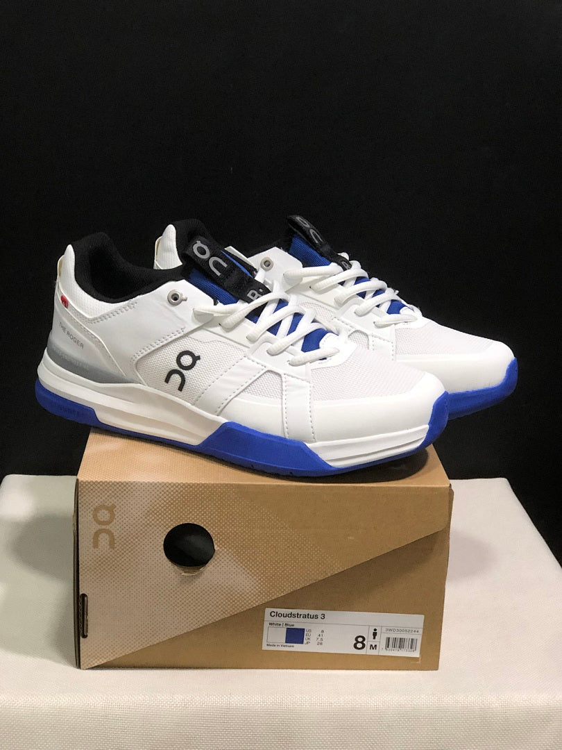 On The Roger Clubhouse Pro Sneakers in White Blue - product image from the listing.