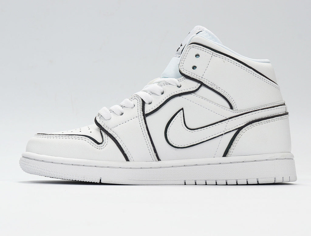 Air Jordan 1 High White Black CK6587-100 - product image from the listing.