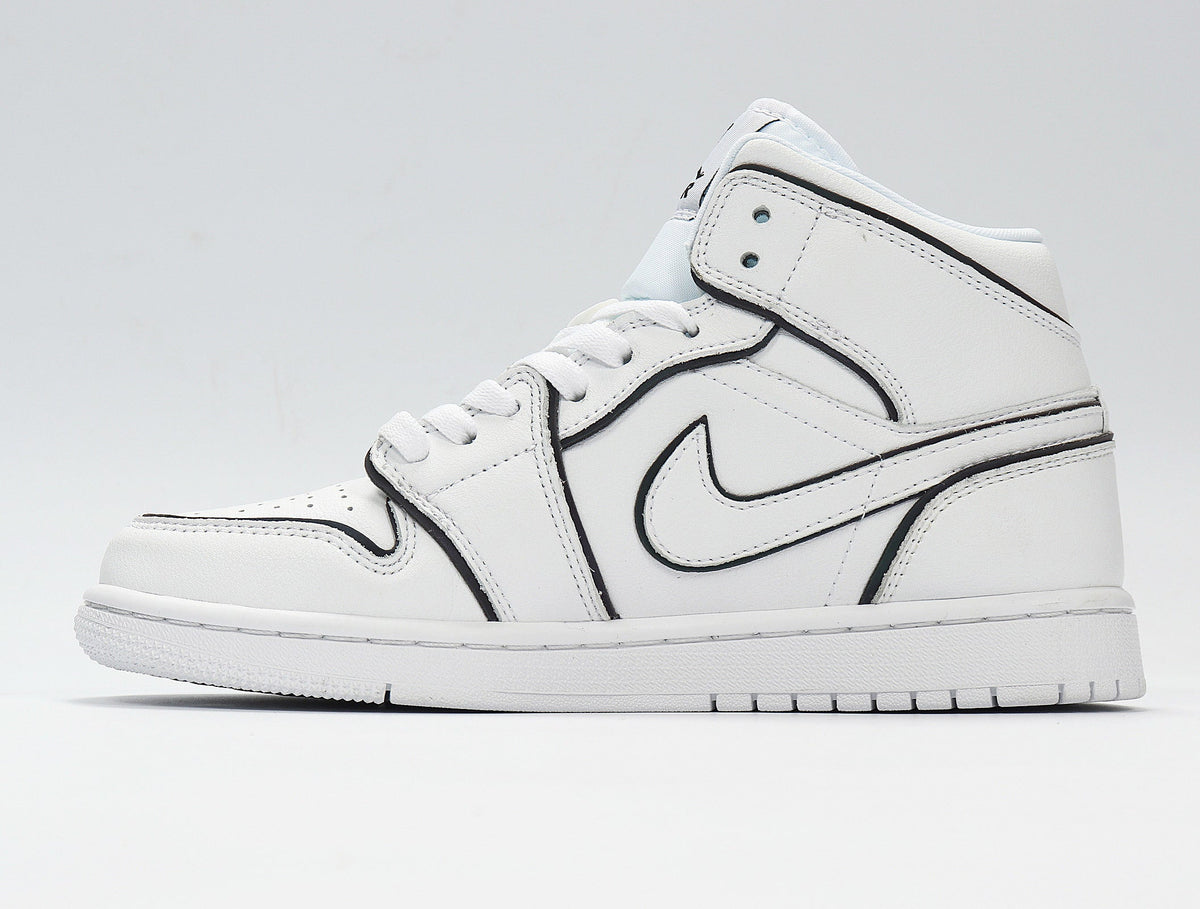 Air Jordan 1 High White Black CK6587-100 - product image from the listing.