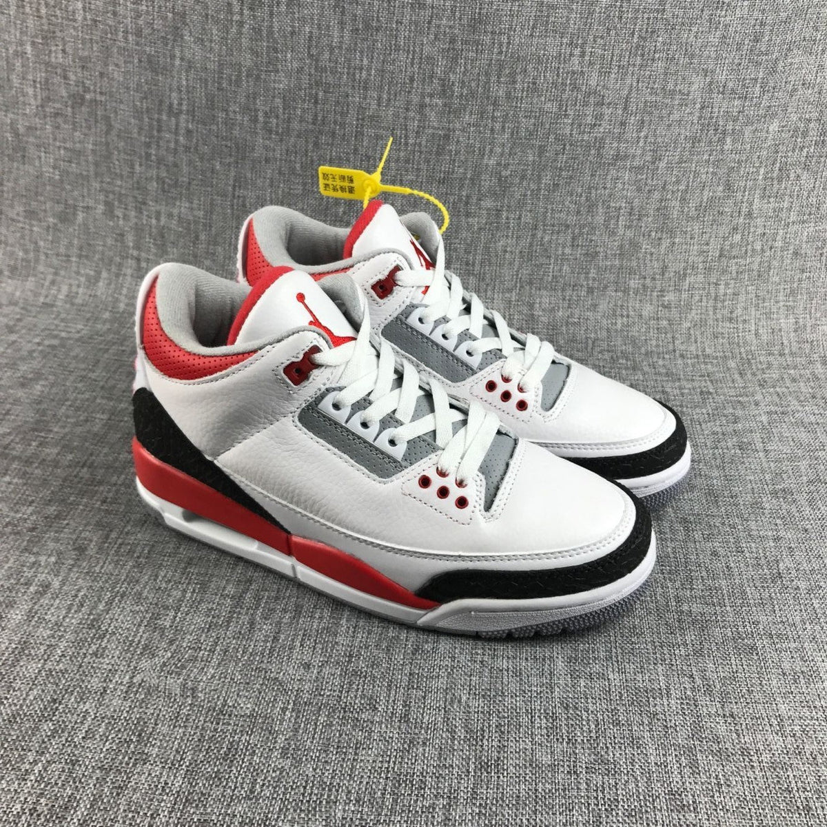 Men's Air Jordan 3 Fire Red Sneakers - product image from the listing.