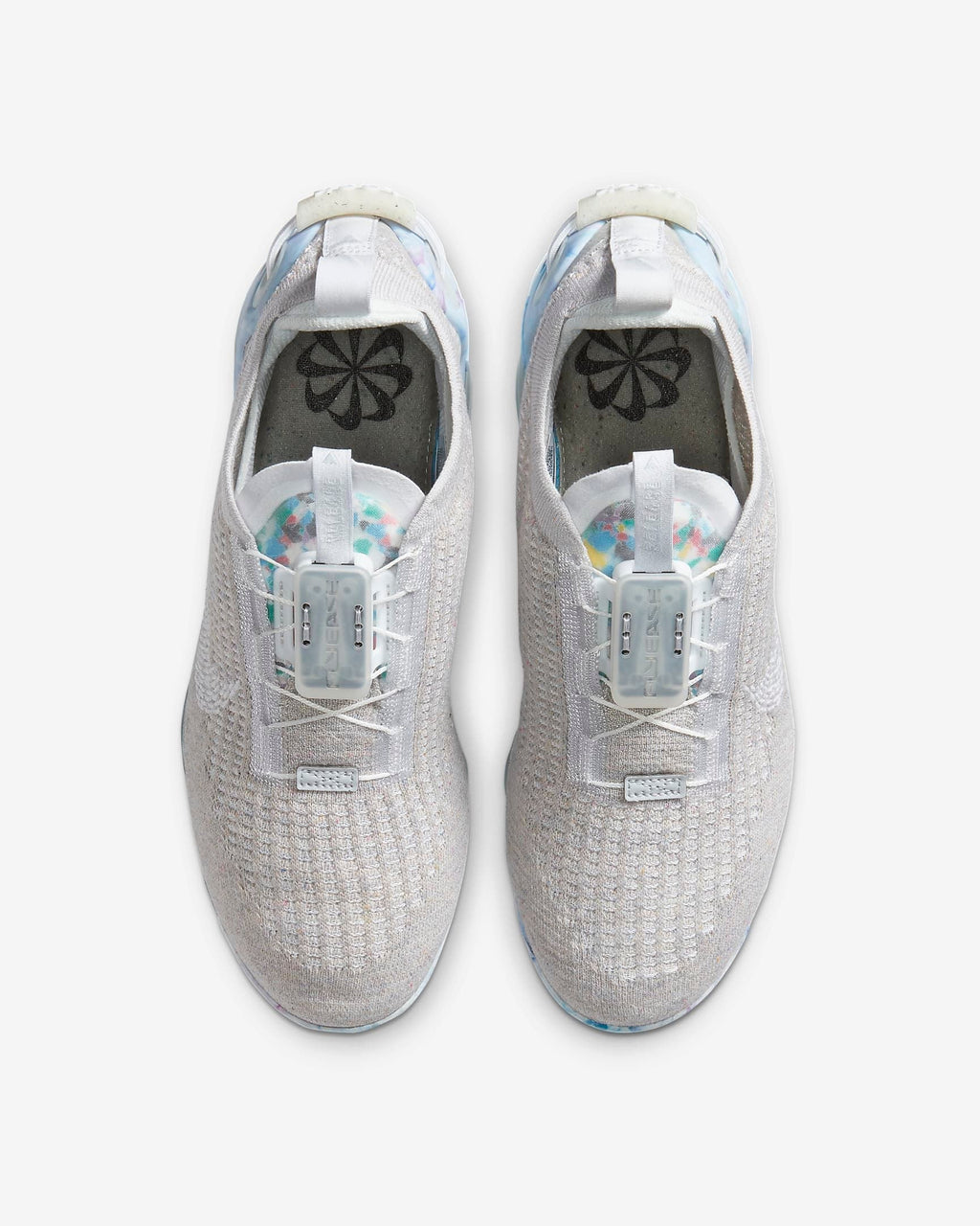 Nike Air VaporMax 2020 Flyknit Trainers CJ6741-100 - product image from the listing.