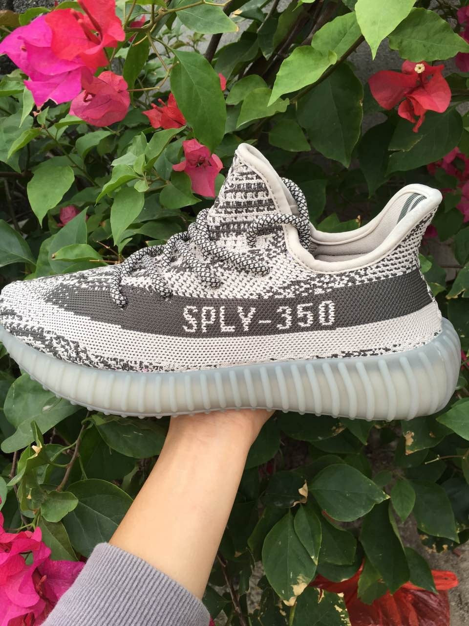 Yeezy 350 V2 Sneakers in Gray Knit - product image from the listing.
