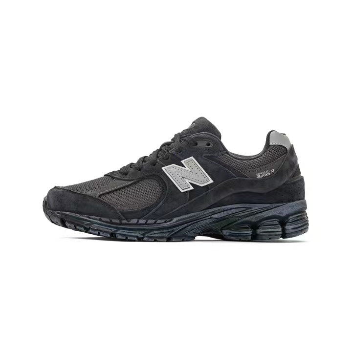 Black New Balance 2002R Sneakers - product image from the listing.