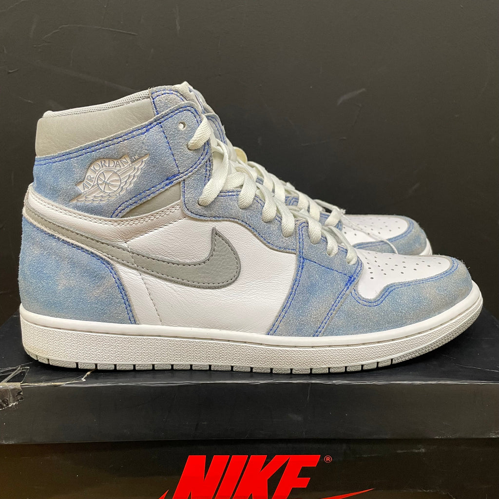 USED - Air Jordan 1 Hyper Royal Smoke Grey - product image from the listing.