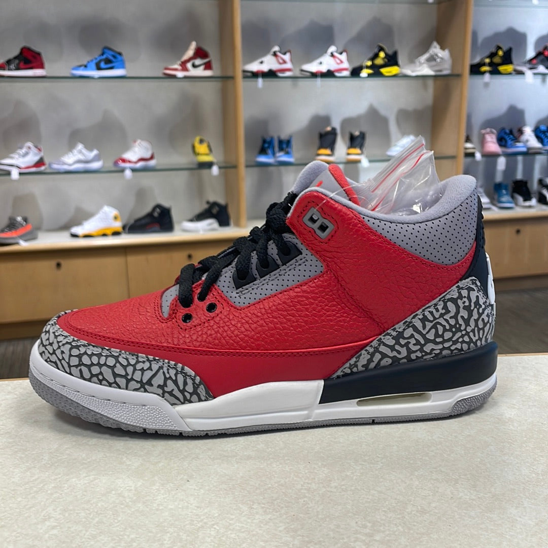 Fire Red Gs - Jordan 3 SE - product photo shown in the listing for this item.