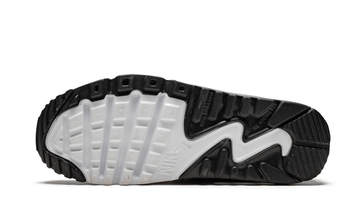 "Barely Rose" Air Max 90 833376 601 - product image from the listing.