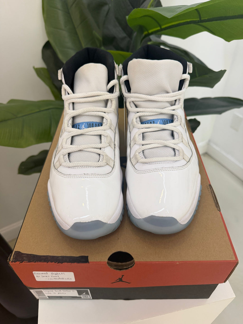 Jordan 11 - Legend Blue - product photo shown in the listing for this item.