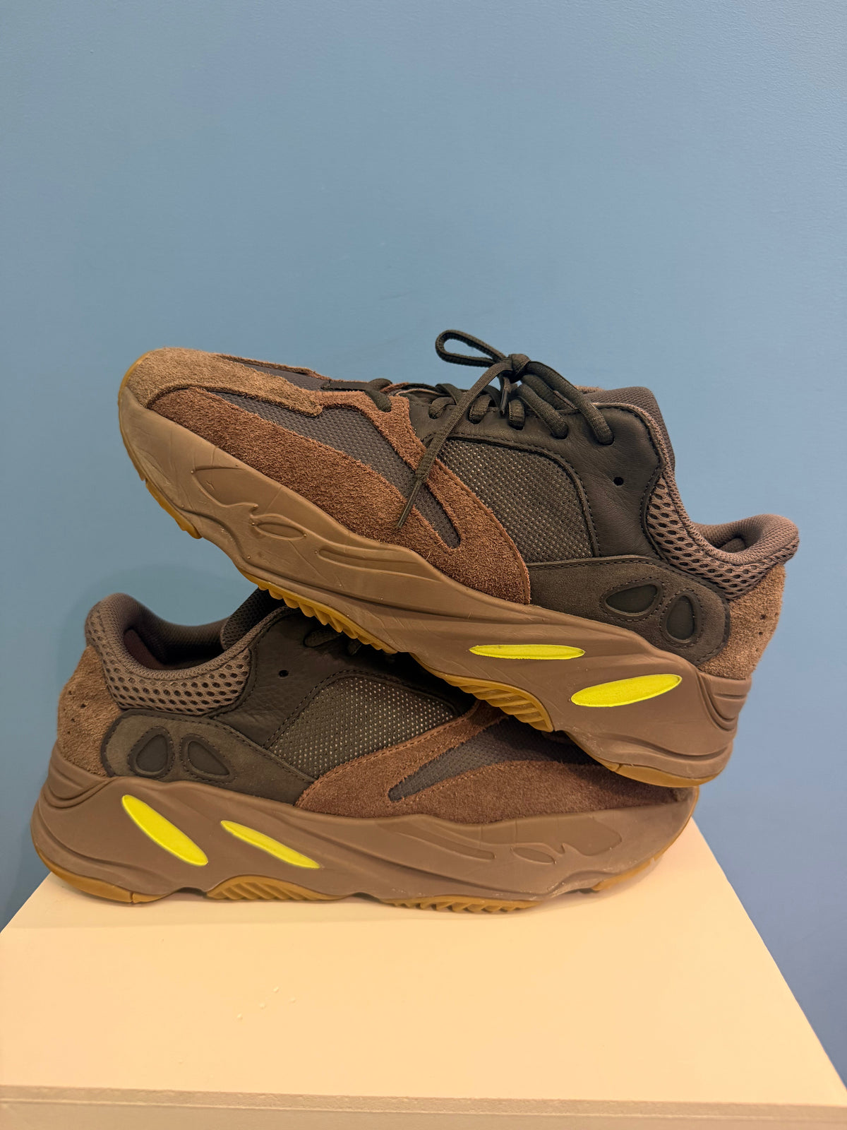 Yeezy 700 - Mauve - product photo shown in the listing for this item.