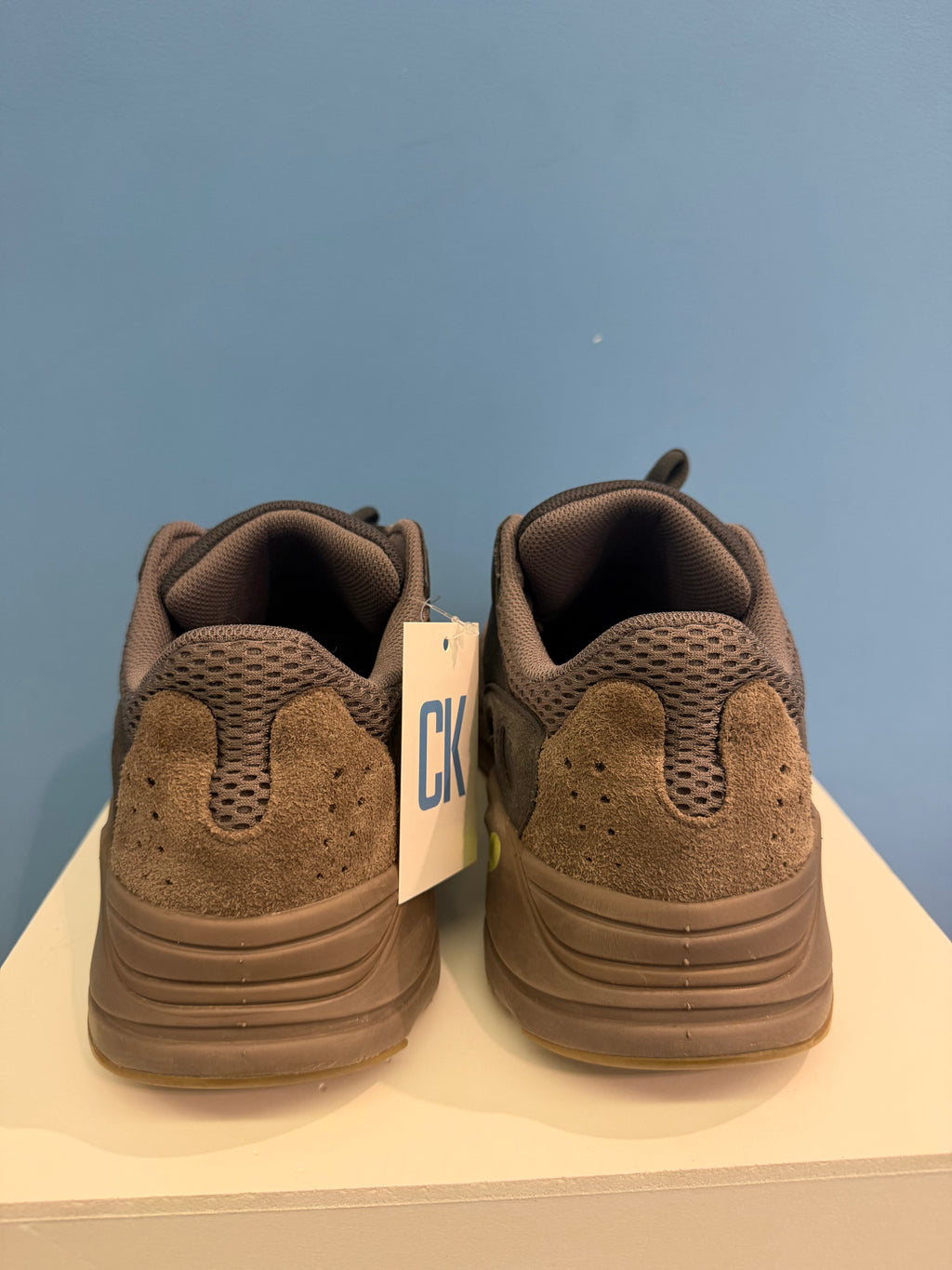 Yeezy 700 - Mauve - product photo shown in the listing for this item.