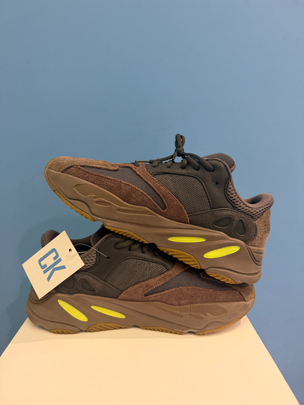 Yeezy 700 - Mauve - product photo shown in the listing for this item.
