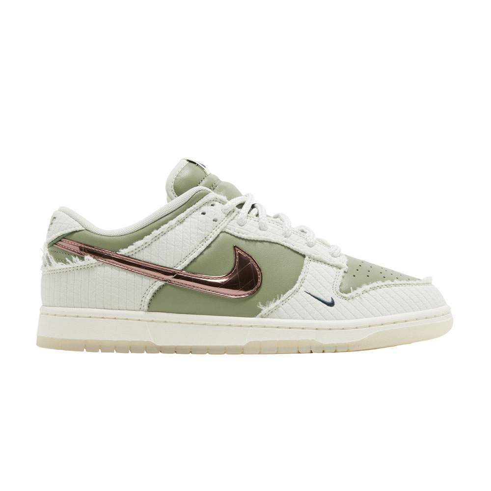 Nike Kyler Murray x Dunk Low 'Be 1 of One' Classic Sneaker Edition Sneaker - product image from the listing.
