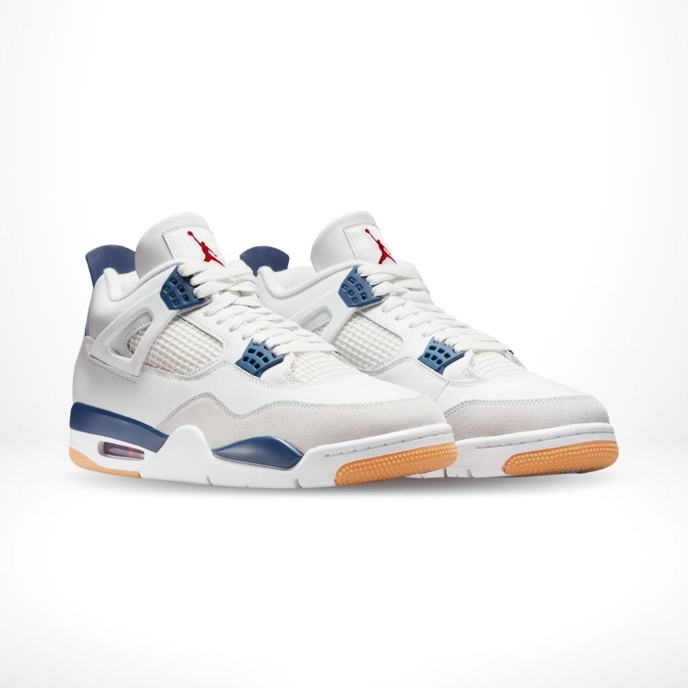 Air Jordan 4 Retro X SB in Navy - product image from the listing.