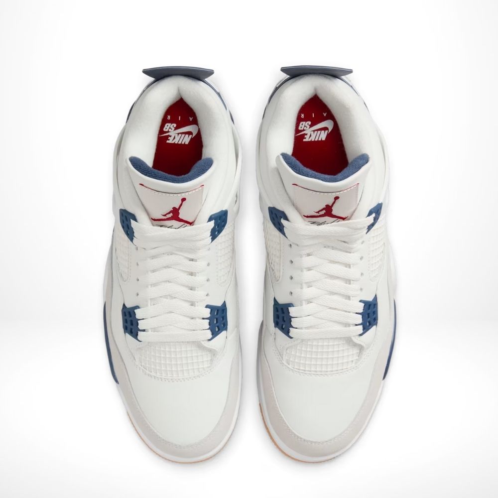 Air Jordan 4 Retro X SB in Navy - product image from the listing.