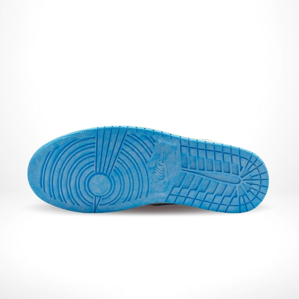 Air Jordan Retro 1 High OG UNC Reimagined in University Blue - product image from the listing.