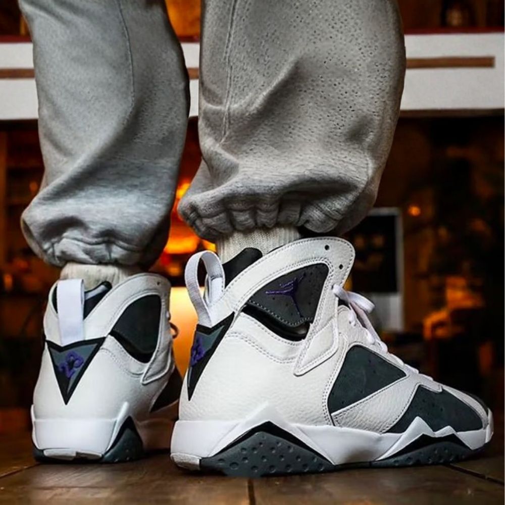 Flint Grey - Air Jordan 7 Retro 2021 - product image from the listing.