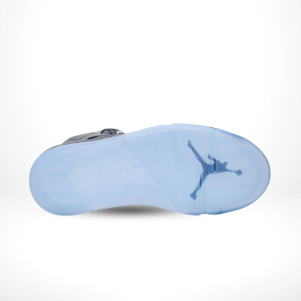 Air Jordan 5 Retro in Wolf Grey - product image from the listing.