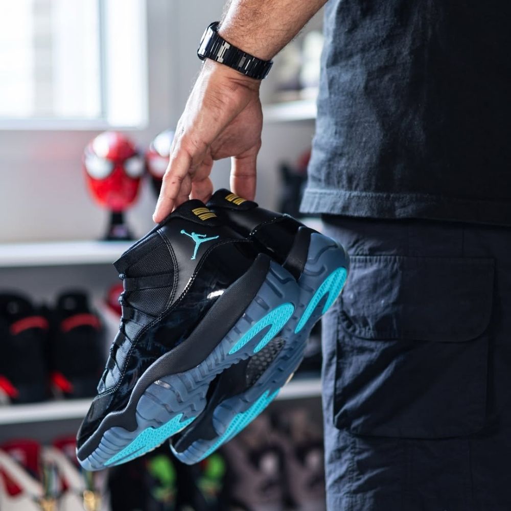 Gamma Blue - Air Jordan 11 Retro 2025 - product image from the listing.