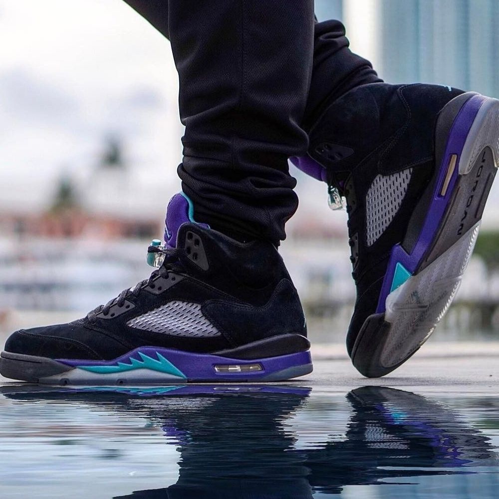 Black Grape - Air Jordan 5 Retro 2013 - product image from the listing.