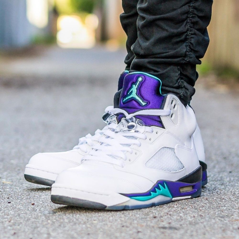 Grape White - Air Jordan 5 Retro 2013 - product image from the listing.