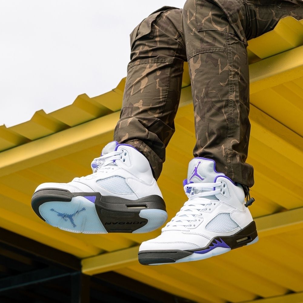 Air Jordan 5 Retro Concord in White - product image from the listing.